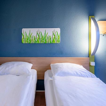 B&B Hotel Hannover-Garbsen Buitenkant foto