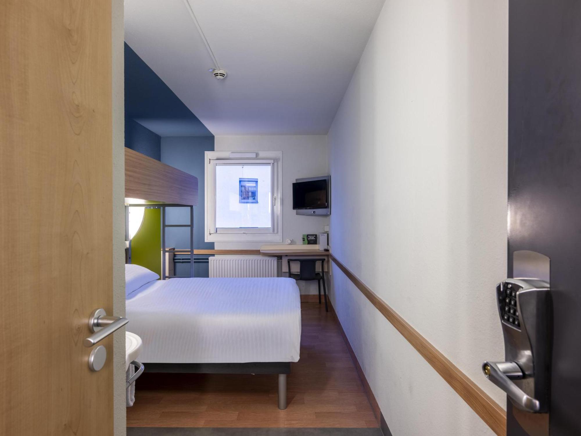 B&B Hotel Hannover-Garbsen Buitenkant foto